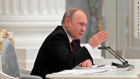 Putin recognizes separatist territories in eastern Ukraine, marking a sharp escalation of the crisis