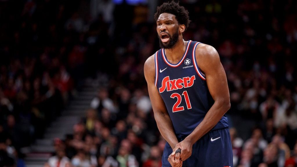 Joel Embiid has a sore thumb but expects to play in Game 4
