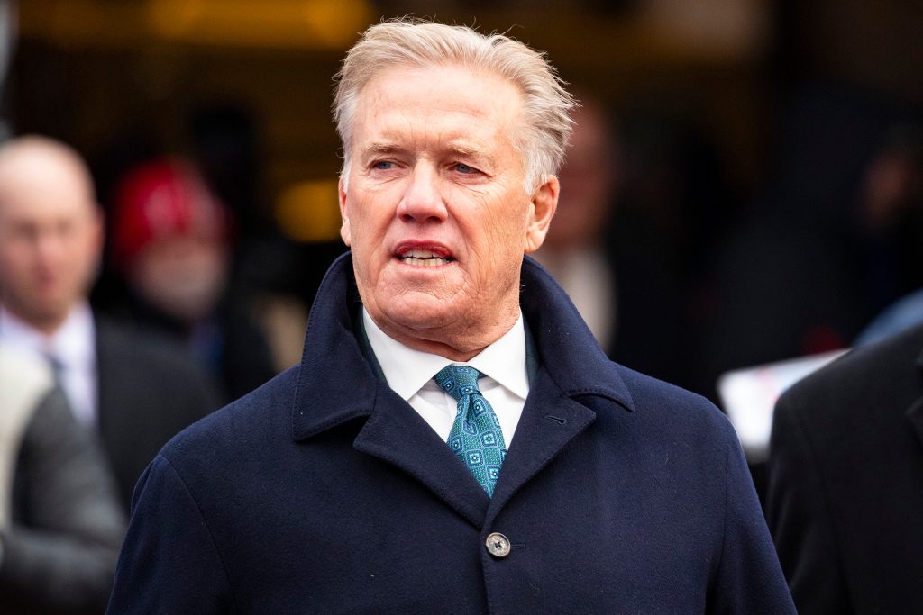 If John Elway had gotten the deal, the impending sale of the team would have resulted in an opportunity of $900 million today