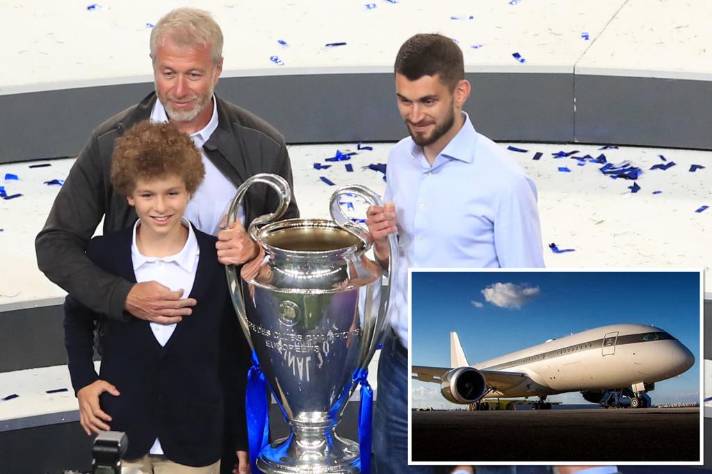 Roman Abramovich gave millions to his children before sanctions