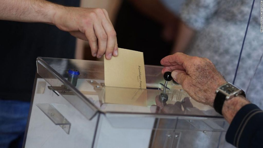 Low turnout overshadowed the French parliamentary elections