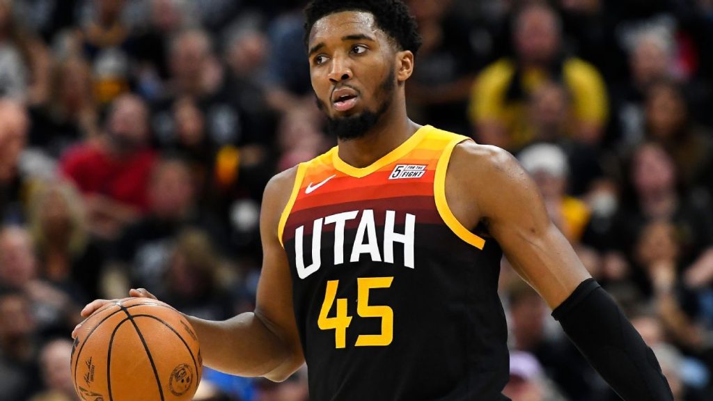 Sources say Donovan Mitchell is "surprised and disappointed" as Quinn Snyder leaves the Utah Jazz