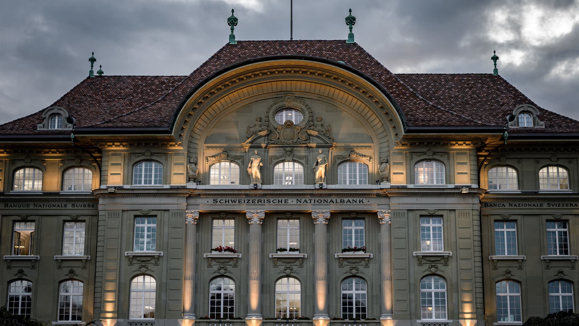 Swiss National Bank raises interest rates by half a point, franc rises