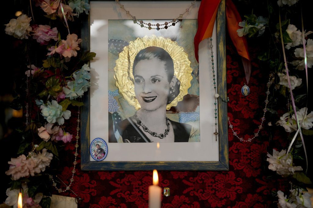 Argentines long for Evita, 70 years after her death