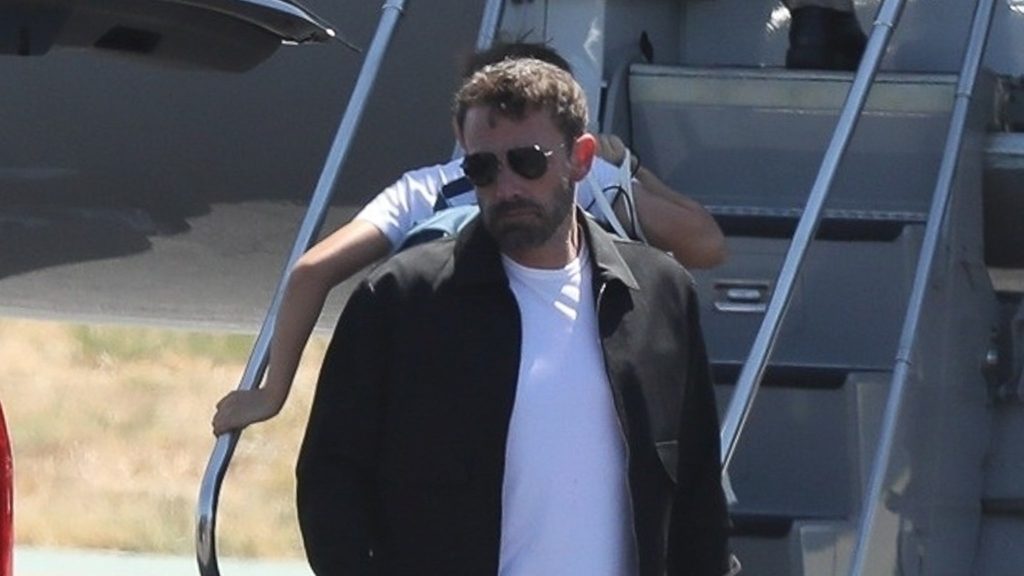 Ben Affleck Heads Up With J Lo & Kids To Celebrate His 50th Birthday