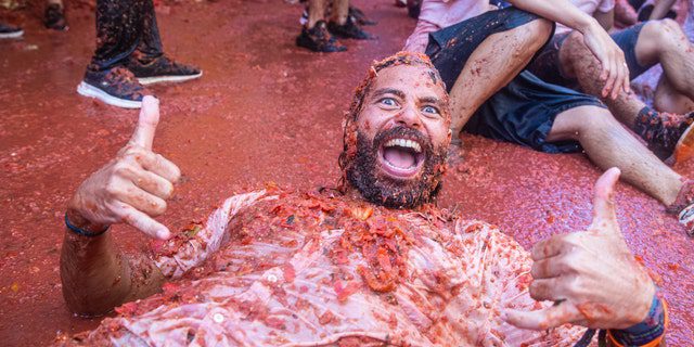 The world's largest food fight festival, La Tomatina, consists of throwing overripe, low-quality tomatoes at each other.