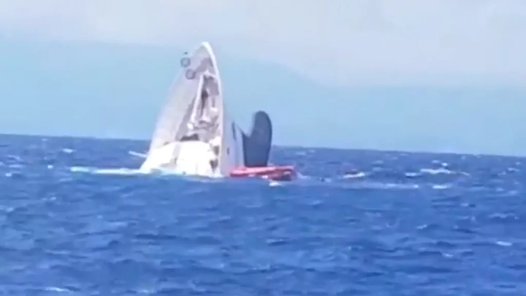 Video of a luxury yacht sinking off the coast of Italy