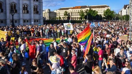 Hungary sets date for referendum on controversial gay law 