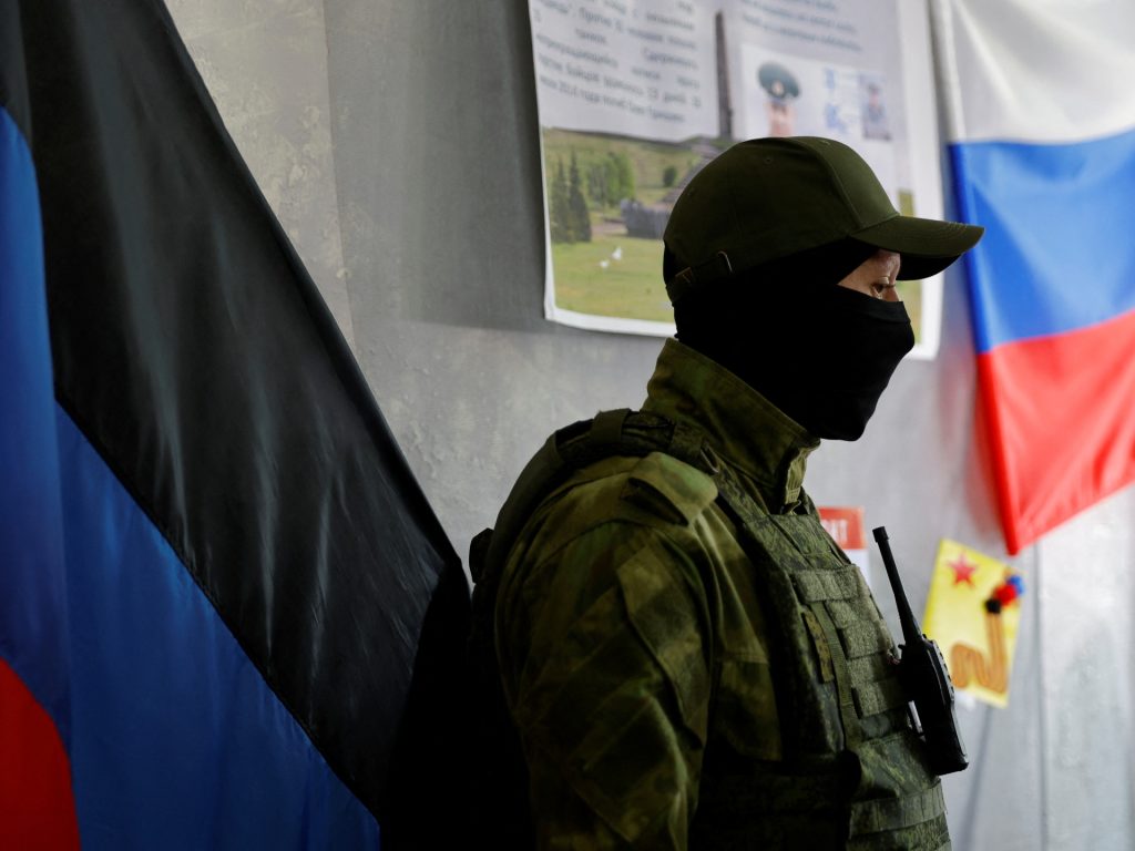Four occupied regions of Ukraine begin voting to join Russia |  war news between russia and ukraine