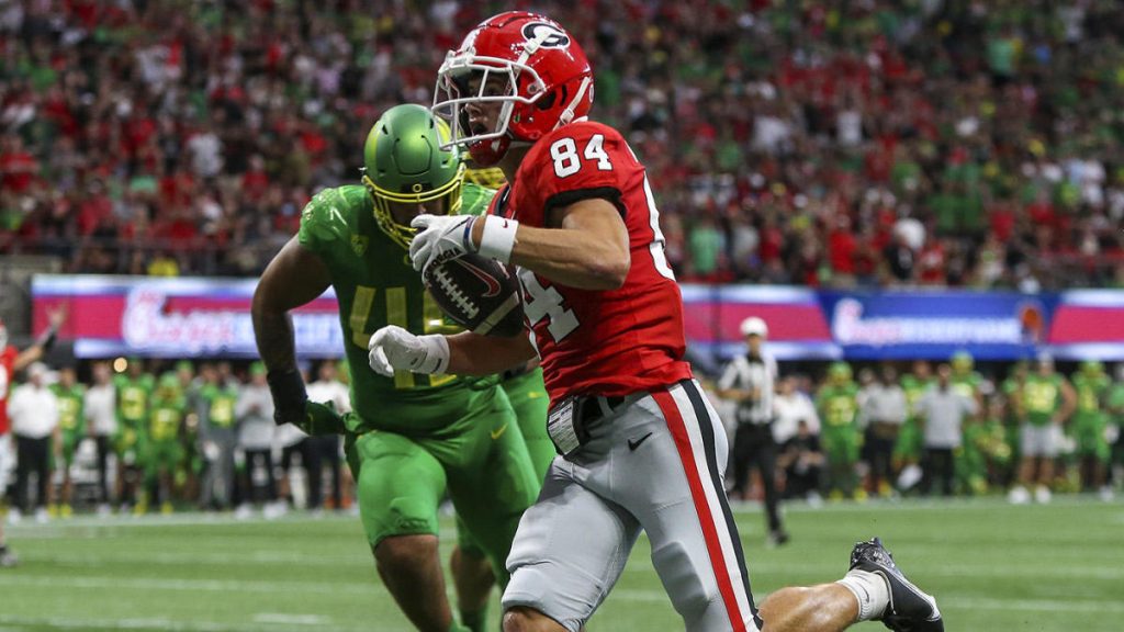 Georgia vs Oregon Score: Live match updates, college football scores, and NCAA top 25 points today.