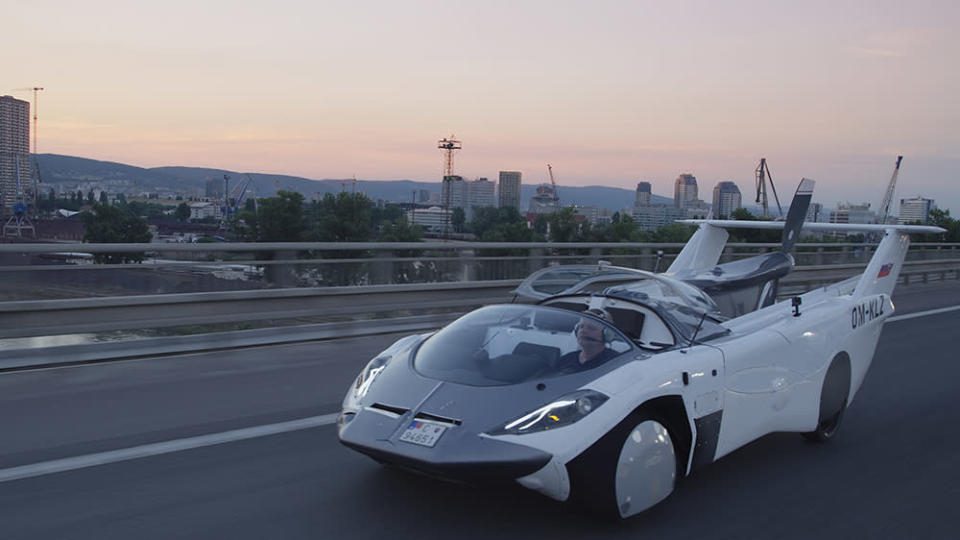 Klein Vision's AirCar in shape on the road