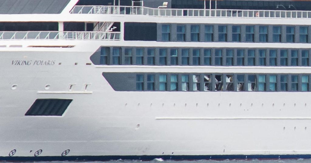 "Rogue wave" kills one passenger and injures four others on a cruise ship in Antarctica